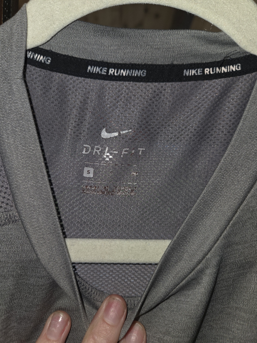 Nike Dri-FIT Running Tank Top – Women's Small – Gray - Picture 7 of 12